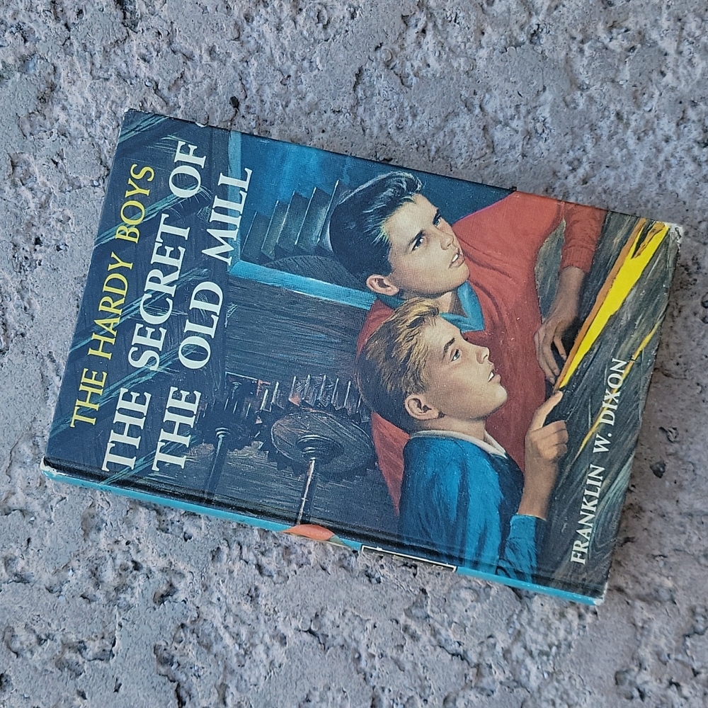 Book! The Hardy Boys The Secret of the Old Mill